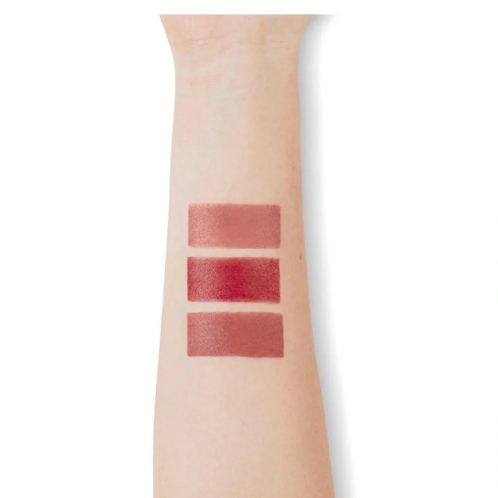 NIB Charlotte Tilbury Bundle - Beauty Light Wand and Iconic Mini Lip Trio - Picture 7 of 13